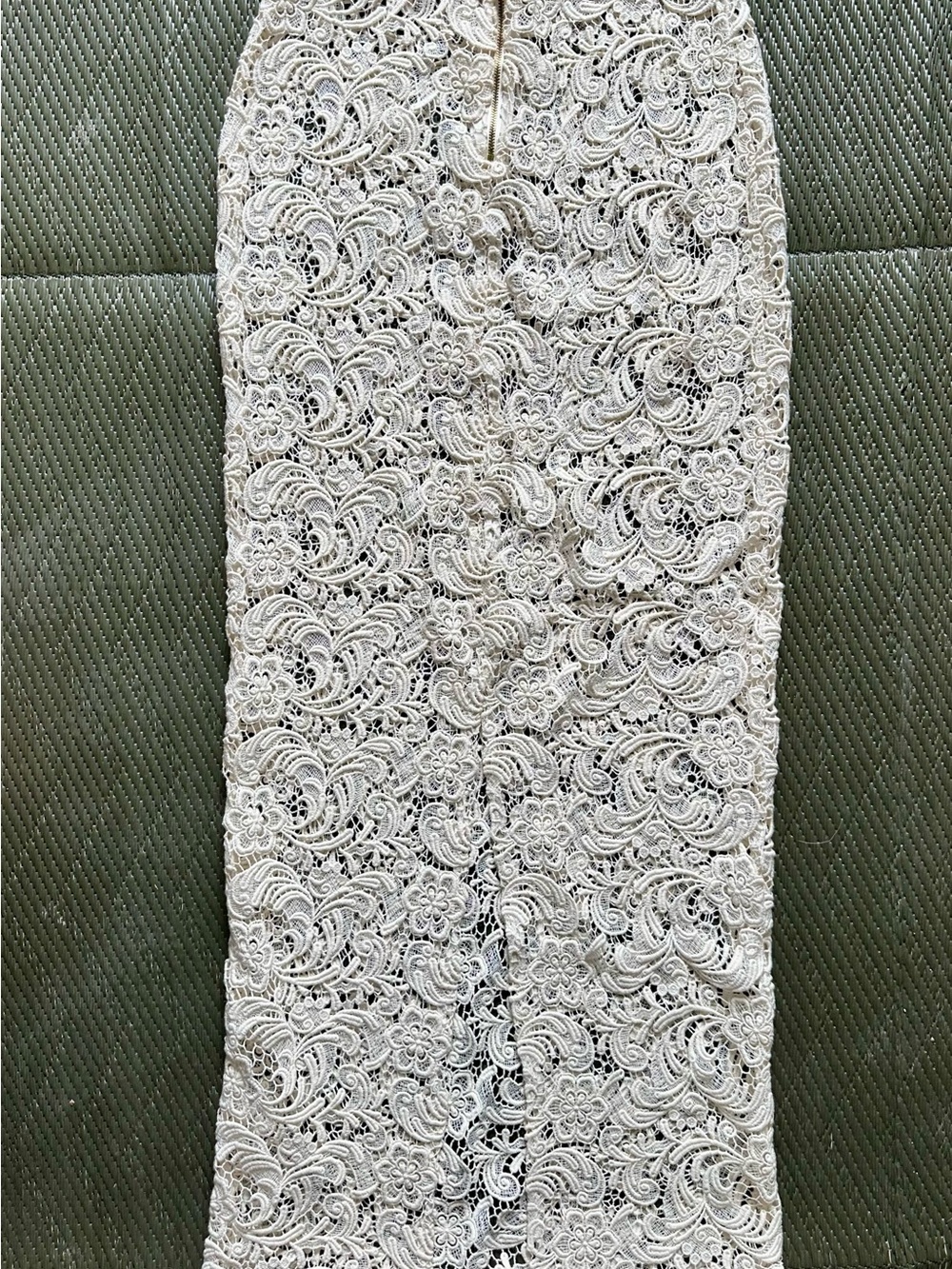 Alice + Olivia Ivory Lace Maxi Skirt Unlined Floral Guipure Sz 10 Formal - Picture 2 of 13
